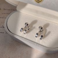 French Retro Hollow Metal Earrings Women&#39;s High-end Earrings Simple And Small Personality Fashion Temperament Korean Earrings main image 6