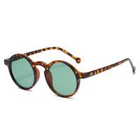 New Round Retro Small Frame Rice Nail Glasses Punk Sunglasses Wholesale sku image 3