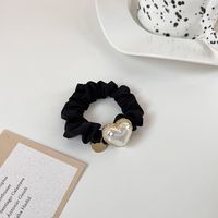 Fashion Simple Pearl Heart-shaped Hair Ring Rubber Band Hair Accessories sku image 1