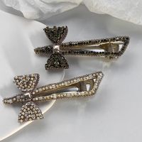 Vintage Bow Duckbill Clip  Alloy Chain Pearl Edge Clip Head Accessories main image 2