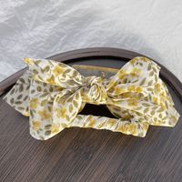 Korean Style Fabric Floral Bow Hair Claw Clip Shark Clip Square Hollow Clip sku image 2