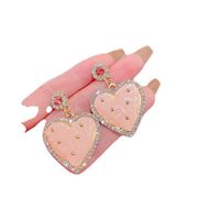 Fashion Pink Crystal Heart Shape Earrings Women's Rhinestone Inlaid Ear Studs main image 2