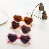 Fashion New Heart Shape Multicolor Frame Children Sunglasses main image 5