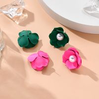 Mode Simple De Bonbons-couleur Incrusté Perle Fleur Alliage Boucles D'oreilles main image 3