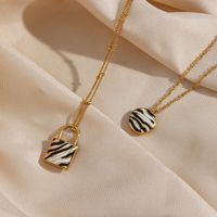Mode Einfache Herz Anhänger Schmuck Edelstahl 18k Gold Überzug Zebra Muster Anhänger Halskette main image 6
