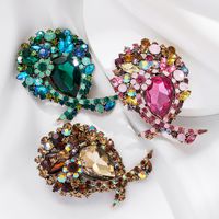 Fashion Creative Unique Crystal Glass Flower Corsage Female Alloy Brooch main image 2