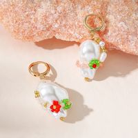 Fashion Jewelry Imitation Baroque Pearl Weave Flower Shaped Beaded  Earrings sku image 1