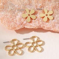 Fashion Jewelry Hollow Flower Shaped Alloy Stud Earrings sku image 1