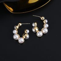 Pearl Fashion Retro 925 Silver Pin French Style Earrings main image 1
