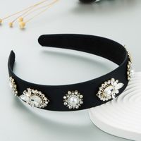 Women's Retro Wide-brimmed Imitation Pearl  Baroque Inlaid Diamond Zircon Headband sku image 4