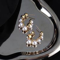 Pearl Fashion Retro 925 Silver Pin French Style Earrings main image 5