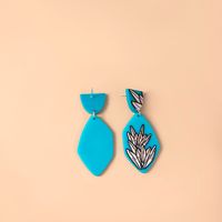 Fashion Retro Embossed Earrings Acrylic-based Resin Simple Leaves Earrings main image 2