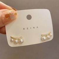 Fashion Simple Pearls Stud Women's Small Geometric Alloy Earrings main image 3