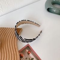 Polka-dot Wide-brimmed Simple Headband sku image 4
