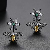 Fashion Flower Bee Earring Fashion Korean Creative Bee Pendant Earrings Sweet Banquet Earrings sku image 3