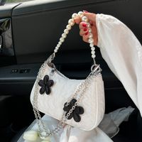 2022 New Summer Pearl Chain Small Shoulder Bag Fashion Pleated Flower Handbag main image 5