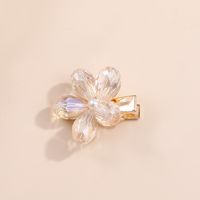 Fashion Delicate Crystal Small Flower Pearl Inlaid Hair Clip main image 4