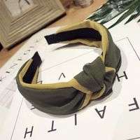 Korean Version Of The Simple Solid Color Fabric Hit Color Middle Knot Knotted Wide Side Headband Nhsm143905 sku image 2