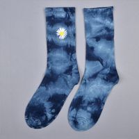 Nihaojewelry Tie-dye Embroidery Daisy Middle Tube High-top Cotton Socks Wholesale sku image 3