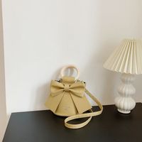 2022 Spring New Fashion Female Cylinder Retro Small Shoulder Crossbody Bowknot Bag sku image 1