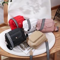 Women's New Rhombus Mobile Phone Bag Simple Shoulder Small Square Messenger Bag main image 1