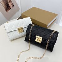 Fashion Embroidered Small Square Women's Shoulder Cross-border Rhombus Chain Bag main image 5