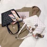 Women's Medium Pu Leather Fashion Diana Bag main image 4