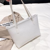 Fashion Women's Tote Handbag Mummy Bag Portable Shopping Bag sku image 3