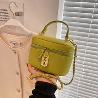 2022 New Fashion Solid Color Messenger Portable Small Bucket Bag main image 1