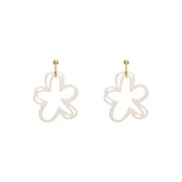 2022 New Fashion Cute Hollow Out White Flower Female Stud Earring main image 5