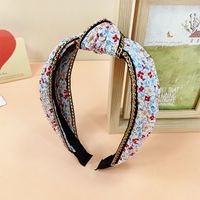 Vintage Style Wide Edge Metal Chain Floral Print Fabric Headband sku image 1