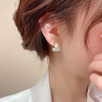 Fashion Sweet Fully Jeweled Curved Heart-shaped Ear Stud Earrings main image 3