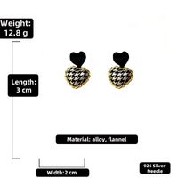 Fall Winter Retro Fabric Houndstooth Heart Earrings Fashion Color Contrast Checked Earrings sku image 2