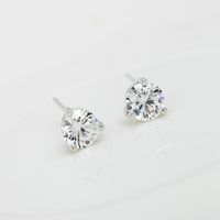 Jinserro Stud Boucles D'oreilles De Mode Trois-griffe Aaa Zircon Coréenne Petite Oreille Goujons Usine En Gros Simple Banlieue Style sku image 2