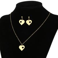 Fashion Simple Heart-shape Pendant Earrings Stainless Steel Heart-shaped Necklace Set sku image 2