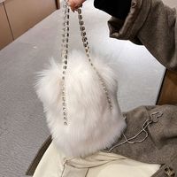Furry Bag Women's 2021 Spring New Fashion Chain Handbag Shoulder Messenger Bag Plush Bucket Bag sku image 3