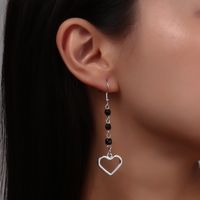 Simple Style Long Gland Perles Creux Pendentif Coeur Boucles D'oreilles main image 4