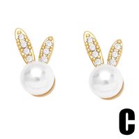Fashion Heart Shaped Bear Pearl Simple Crown Copper Stud Earring sku image 3