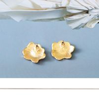 New Fashion Creative Lotus Leaf Shape Pink Dripping Cute Alloy Earrings main image 4