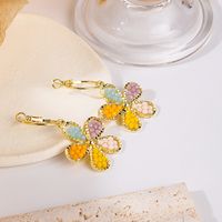 Fashion Simple Crystal Flowers Earrings Retro Beaded Three-dimensional Ear Clip main image 4
