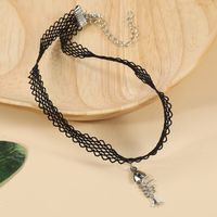 Korean Style Simple Niche Hollow Lace Fishbone Necklace main image 3