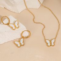 Papillon Boucles D'oreilles Femelle Européen Et Américain Populaire Personnalisé Ins Boucle D'oreille Avec Le Même Genre Lumière De Luxe Sens Élevé De Mode Tendance Élégant Boucles D'oreilles main image 6