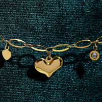 Fashion Creative Heart Pendant 14k Gold Plated Titanium Steel Bracelet Wholesale main image 2