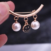 Fashion Curved Pearl Pendant Smiley Face Star Four Clover Alloy Brooch sku image 2