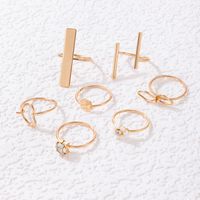 Simple Jewelry Geometric Flower Heart Seven-piece Alloy Ring Set main image 3