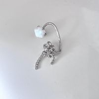 Fashion Retro Baroque Pearl Tassel Dried Small Flower Non-piercing Ear Hooks Women sku image 1
