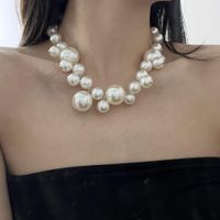 Retro Geometric Imitation Pearl Women's Necklace main image 3