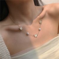 Fashion Inlay Pearl Diamond Beaded Butterfly Shaped Pendant Alloy Necklace Women main image 1