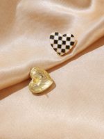 925 Silver Needle Dripping Oil Chessboard Grid Love Heart Shaped Earrings main image 6