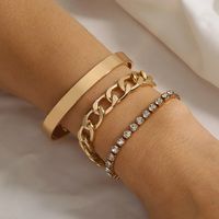 Simple Fashion Metal Chain Geometric Hollow Inlaid Diamond Copper Bracelet main image 7